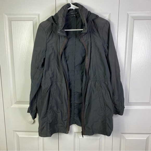 Eileen Fisher Coat Size XS
Zip Up Light Coat Windbreaker - Picture 2 of 11